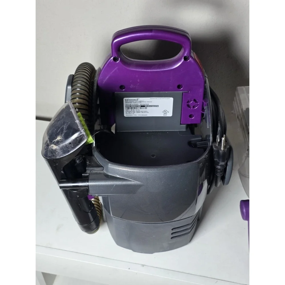 Bissell 2458 SpotClean Pet Pro Portable Carpet Cleaner Great Condition